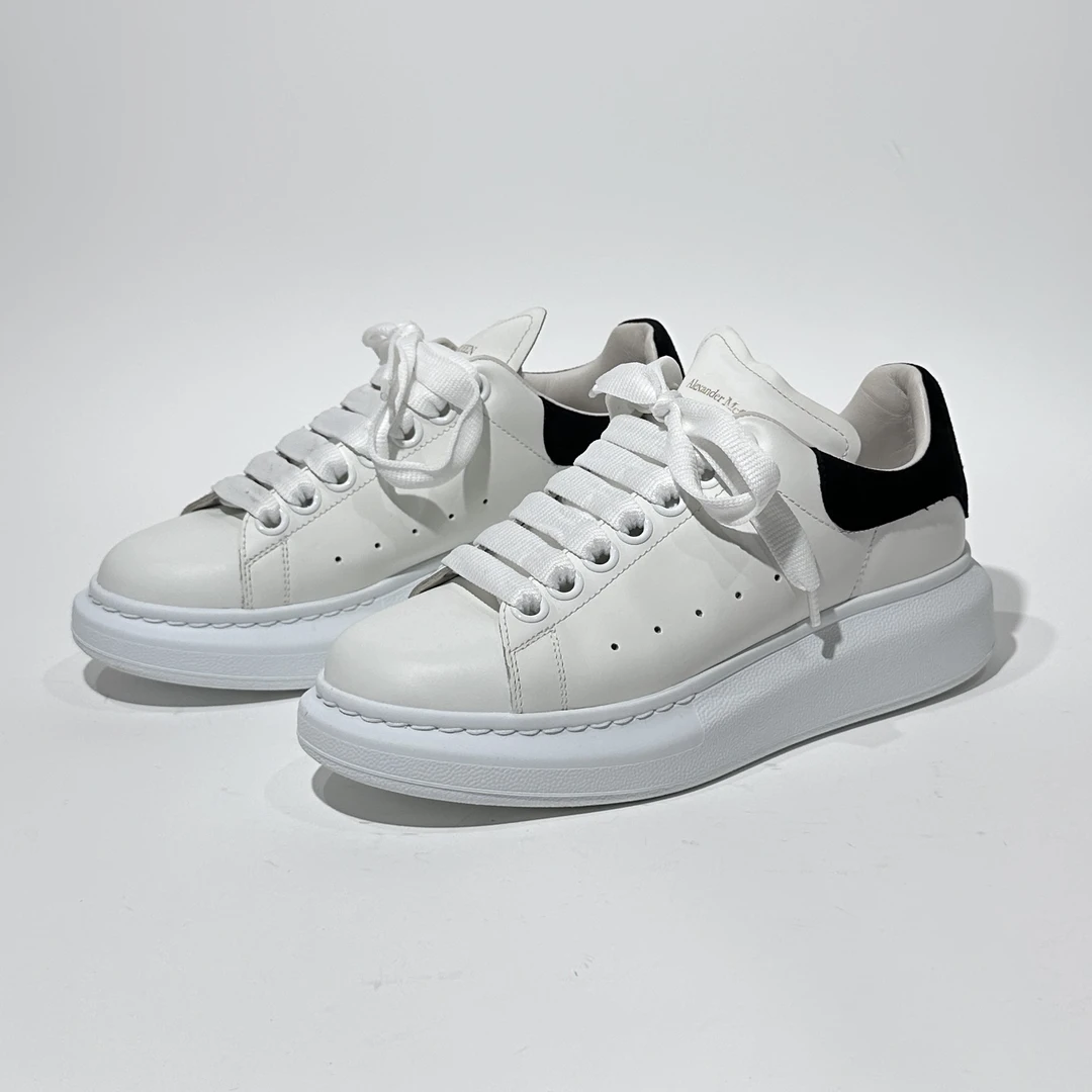 35码/98新/Alexander McQueen/麦昆 黑色黑尾时尚板鞋/ML1029