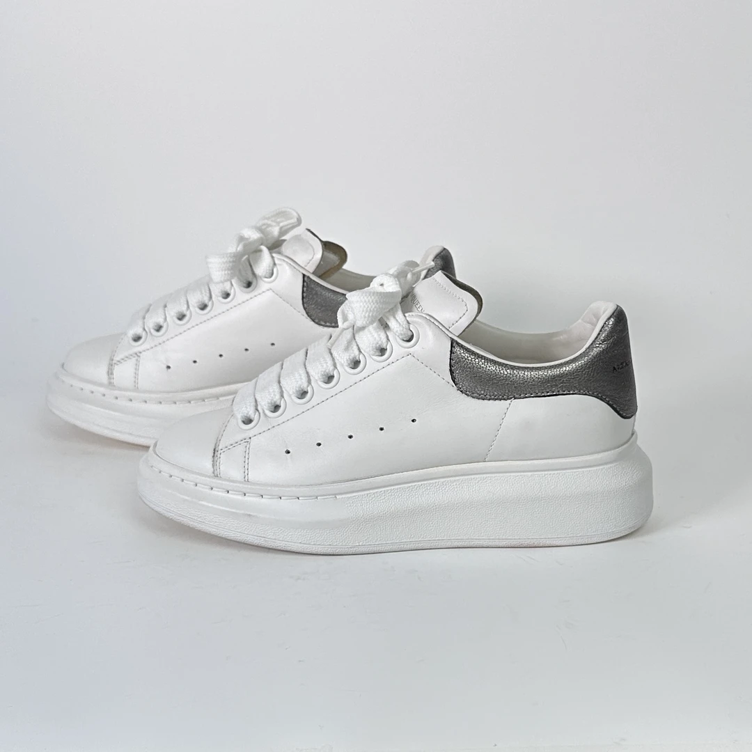 35.5码/95新/Alexander McQueen/麦昆 银灰尾时尚小白鞋/ML0514
