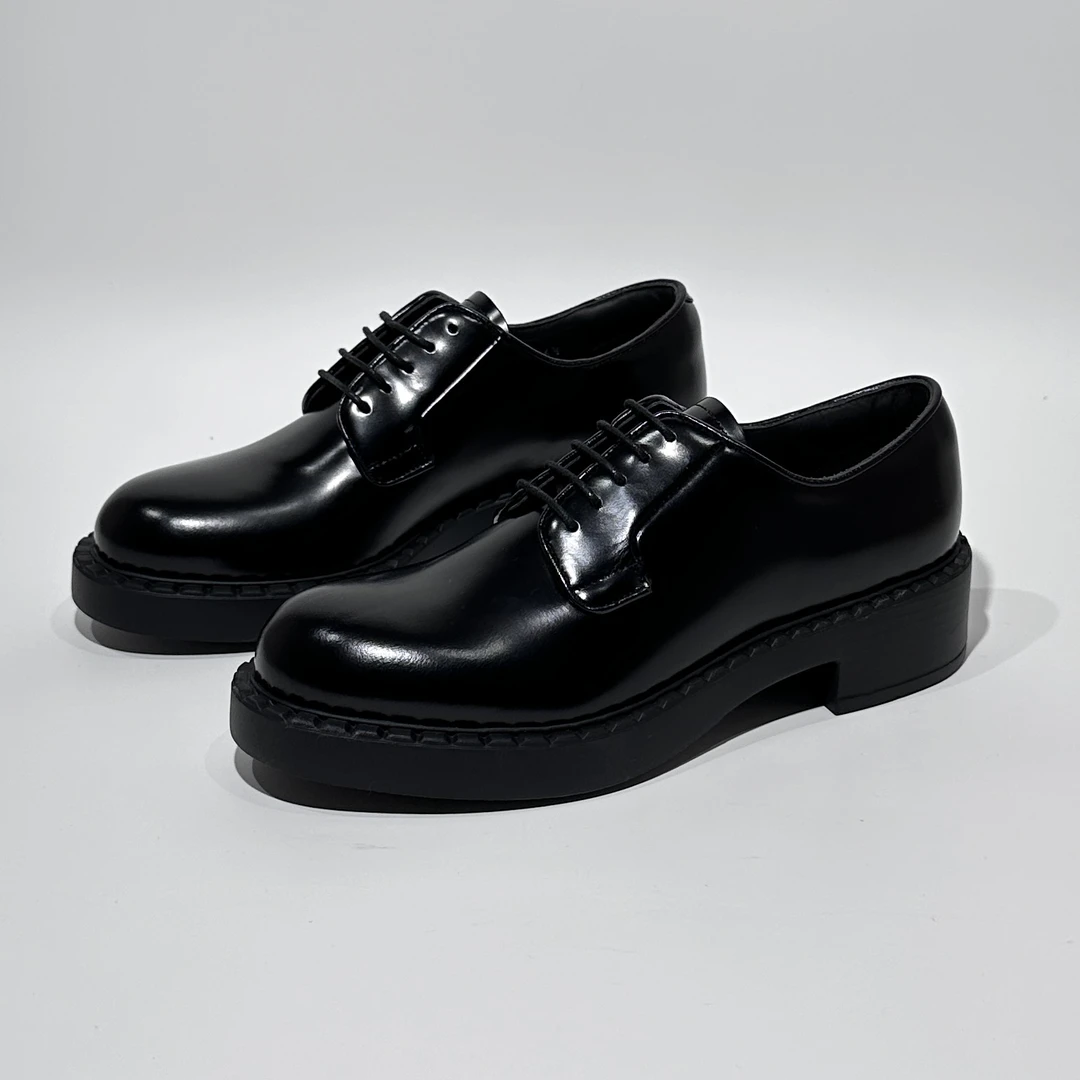 36.5码/全新/Prada/普拉达 黑色时尚系带皮鞋/ML0821