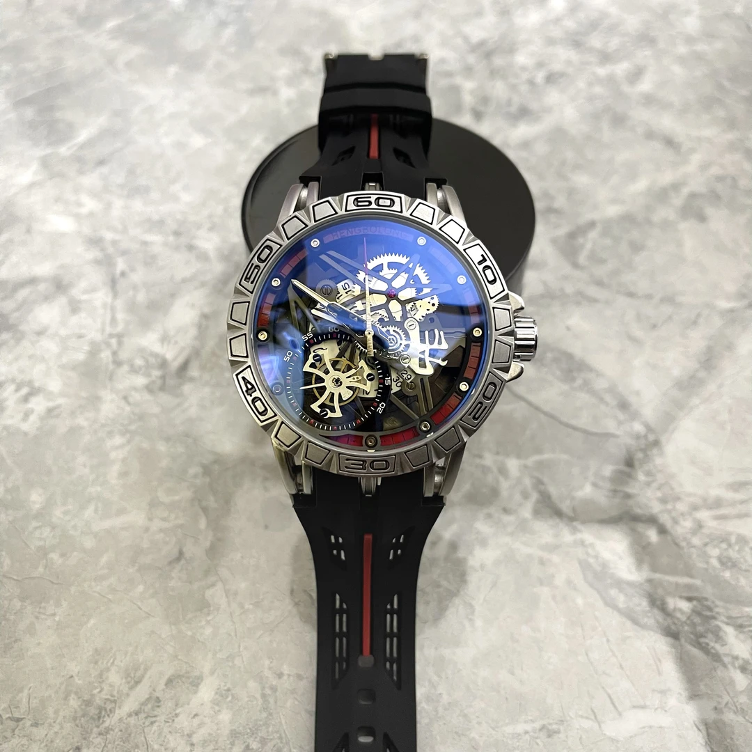 罗杰系列大表盘男款手表同款复古潮酷日历手表高级痞帅男式手表