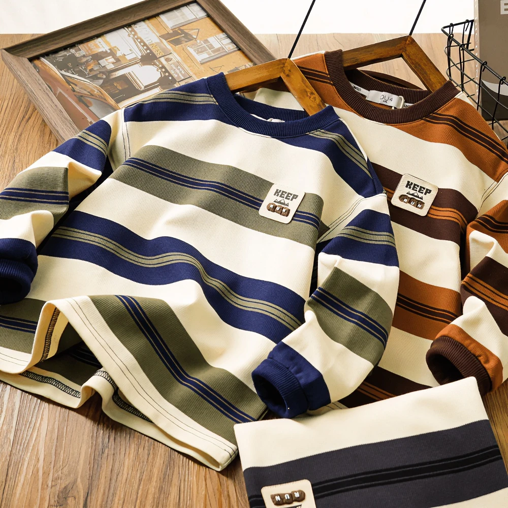 高支高密儿童男童秋季新款字母贴标条纹休闲卫衣中大童百搭上衣潮