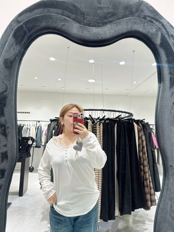 性感V领蕾丝边打底上衣秋冬百搭纯欲风长袖T恤