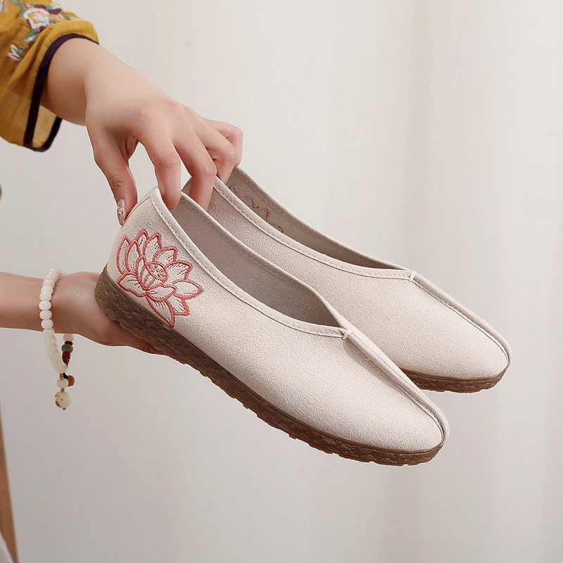 2024新款汉服绣花鞋古风绣花鞋中国风汉服鞋休闲女布鞋软底平底
