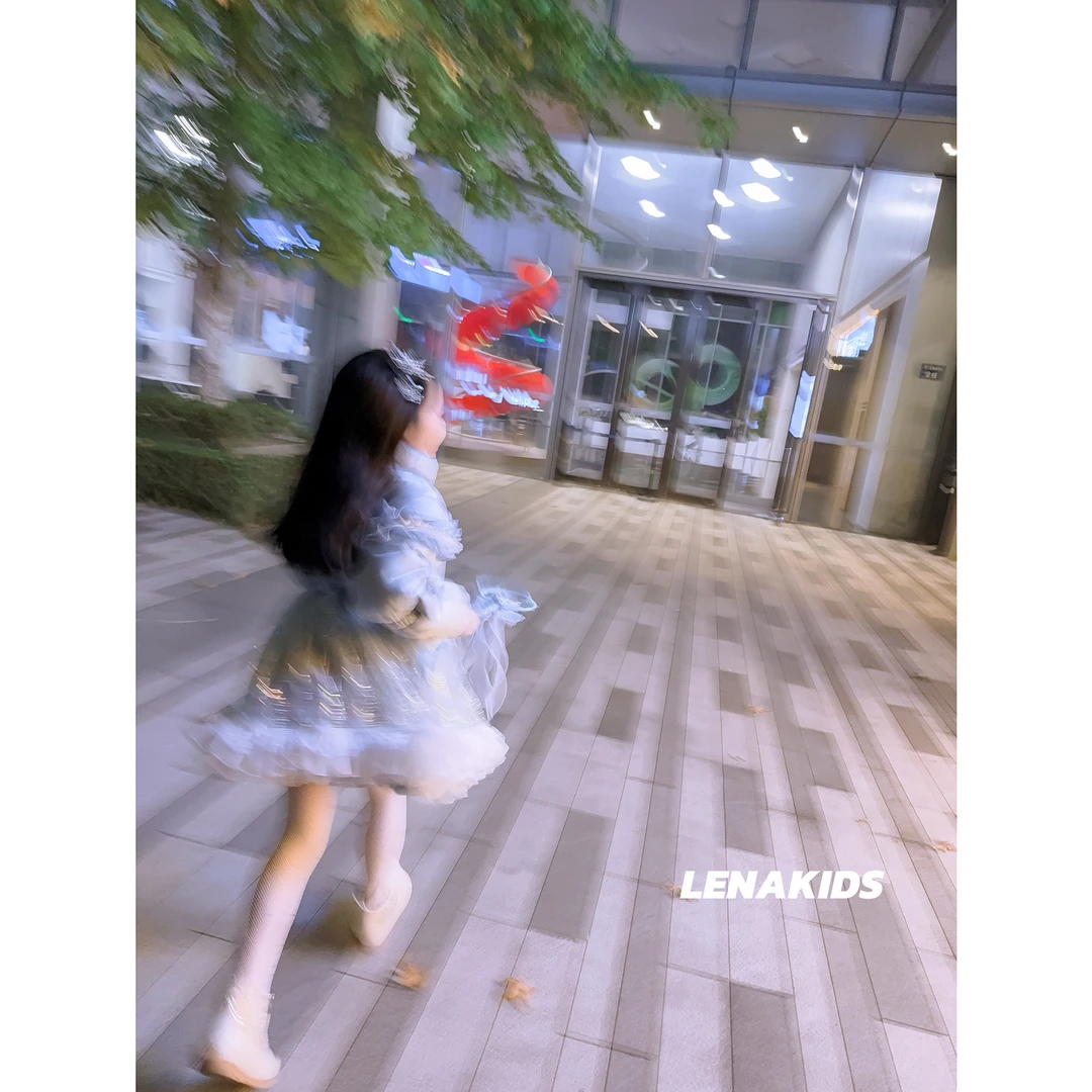 Lenakids 【P】【冰雪公主·新国标90白鸭绒】女宝羽绒服24110404