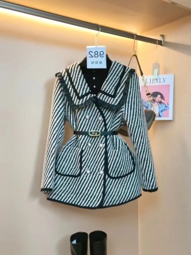 小香风衣服2023秋冬新款高端毛呢外套女气质洋气双排扣妮子大衣