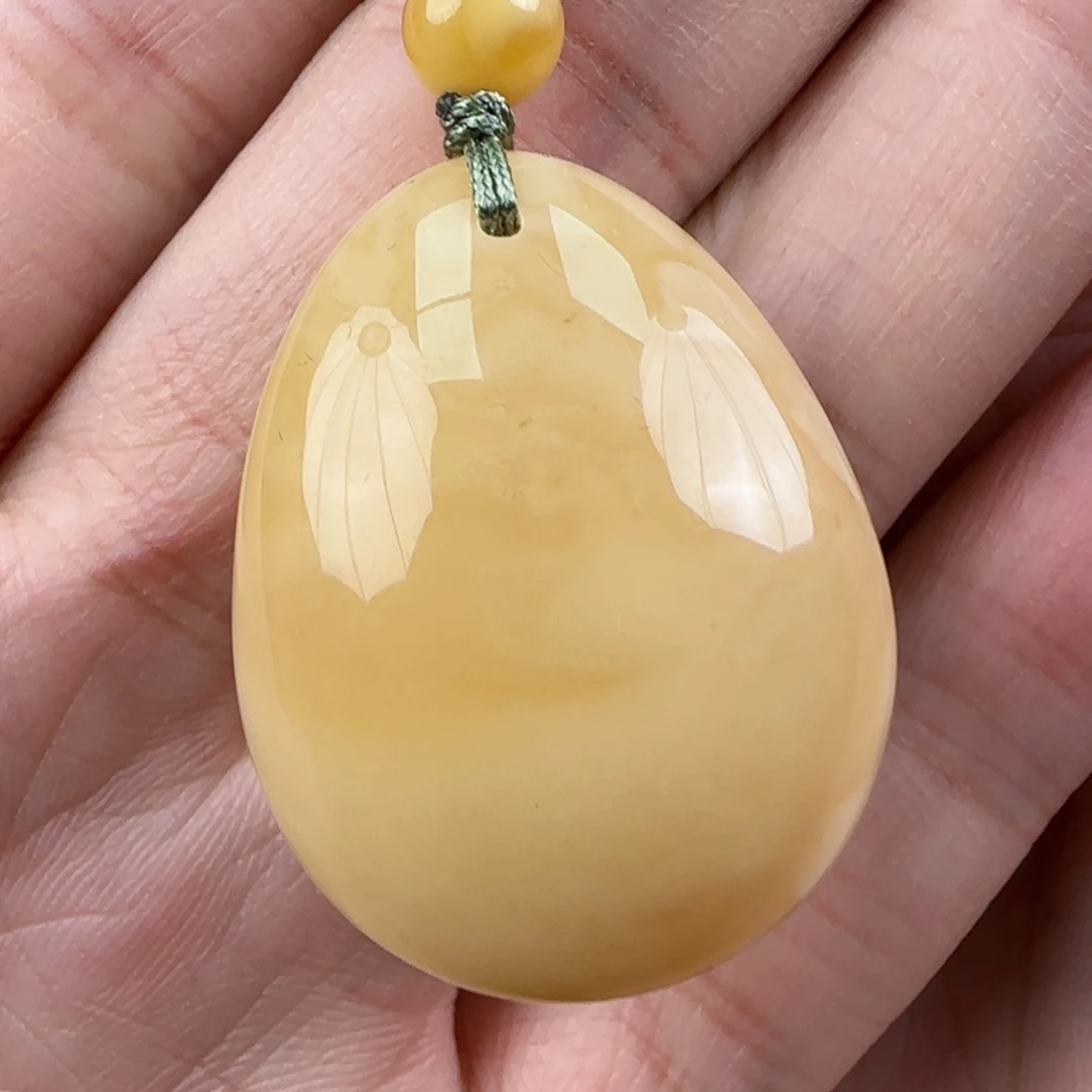 蜜蜡珠宝奇石未镶嵌