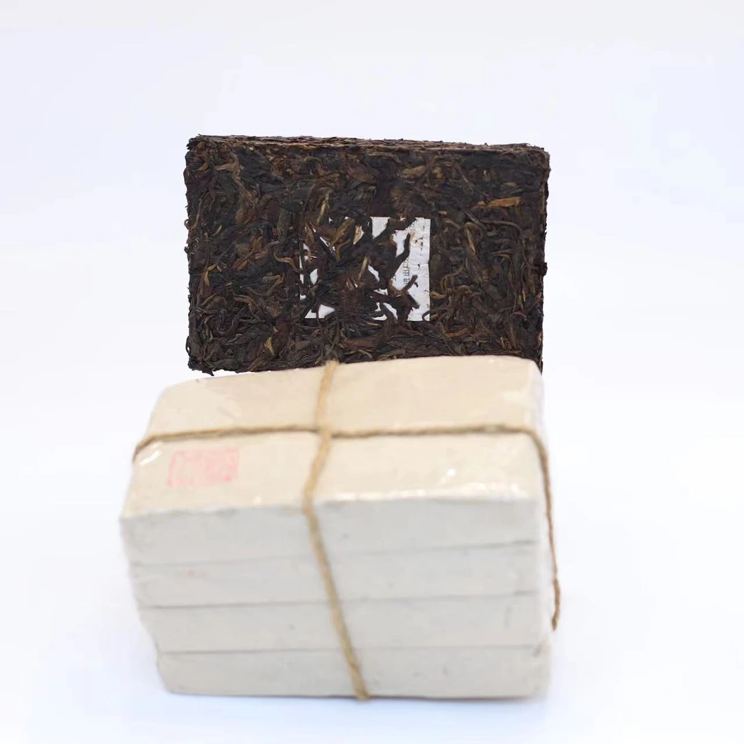 G.70年代末绿印勐海砖 普洱茶生茶 整砖