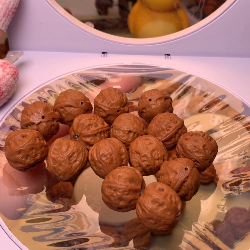 【闪购商品】文玩核桃吊坠红皮核桃手串