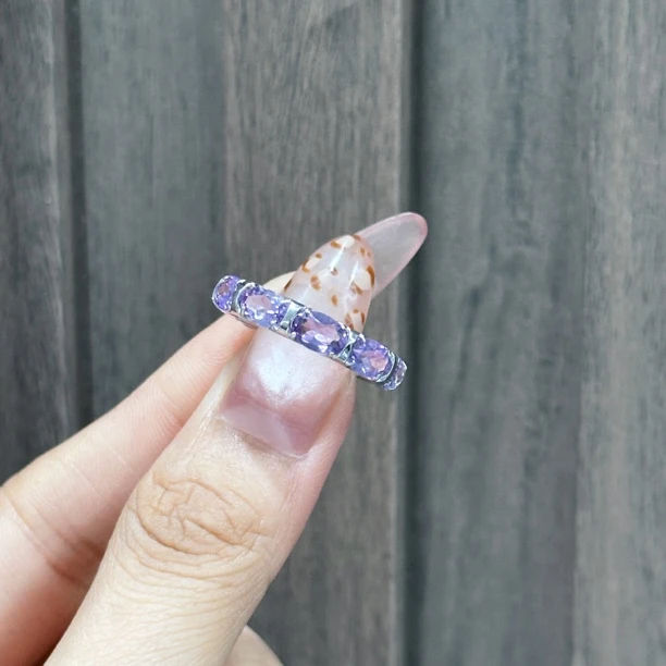 【欣遇珠宝】天然紫水晶戒指s925银镶嵌满圈设计多颗粒