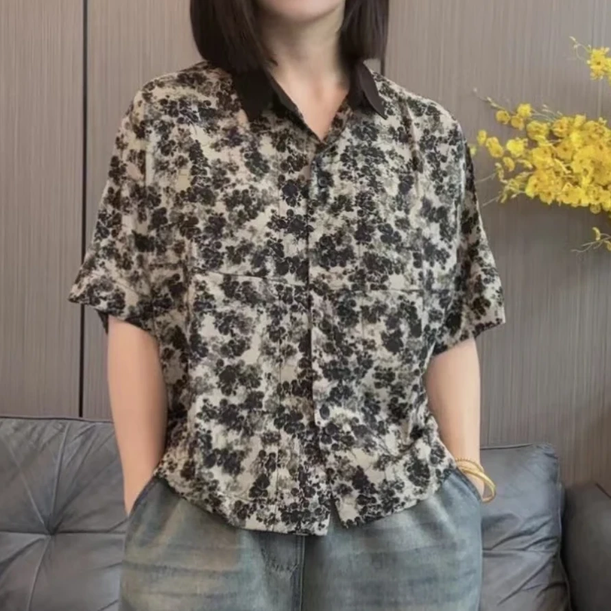 夏季新款短袖衬衫时尚碎花宽松显瘦复古蝙蝠袖女士衬衣休闲减龄潮
