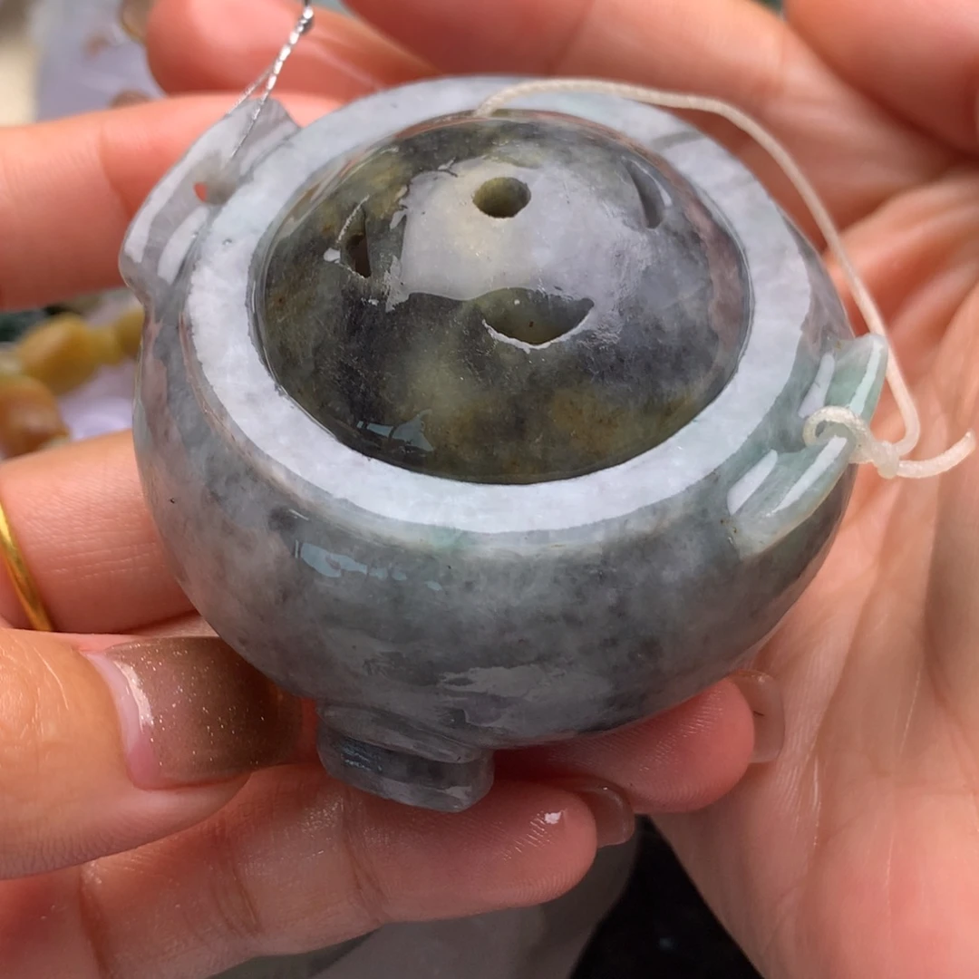 【闪购商品】定制翡翠未镶嵌行**相天然