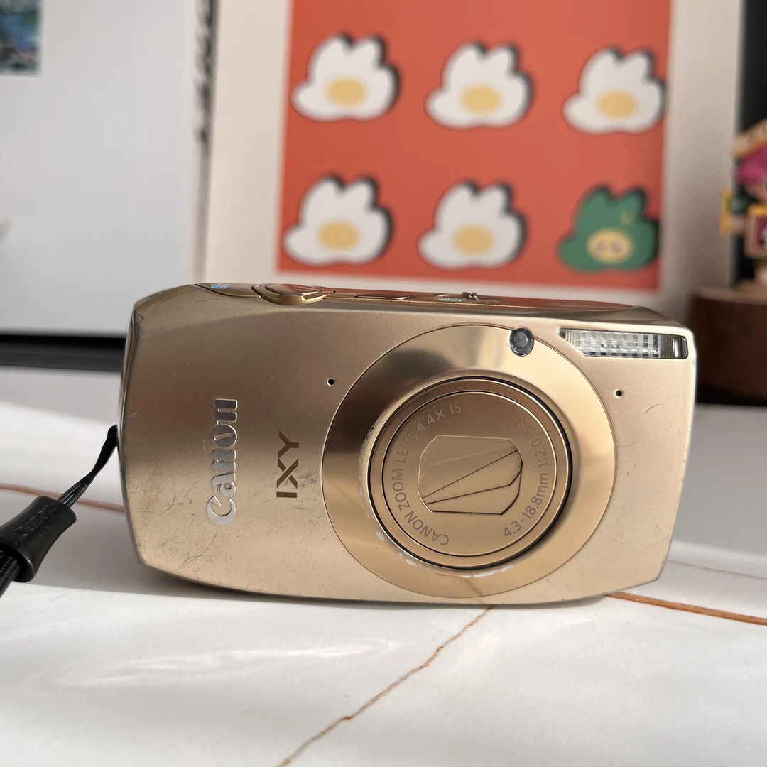 9新 Canon/佳能 IXY31S/IXUS310金色1210万4倍变焦网感冷白有质感