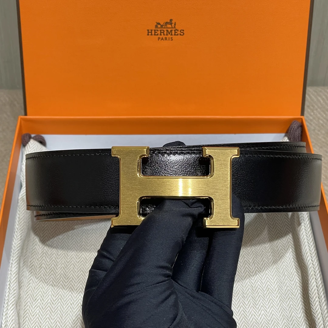 全新未使用 Hermes/爱马仕 32mm腰带窄版(颜色随机)电镀18k 199