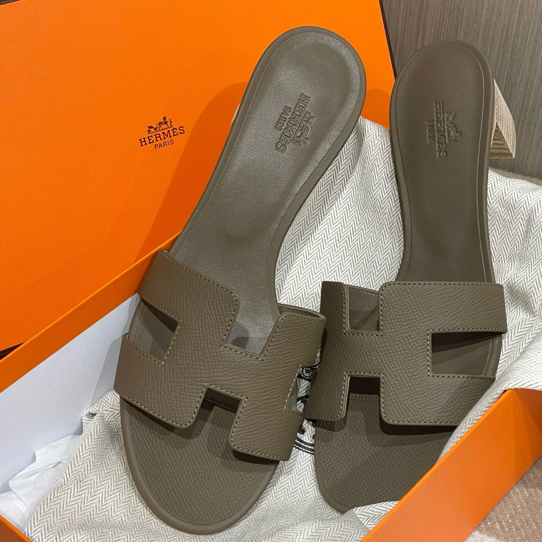 全新未使用 Hermes/爱马仕 经典大象灰色H高跟粗跟拖鞋 全新全套