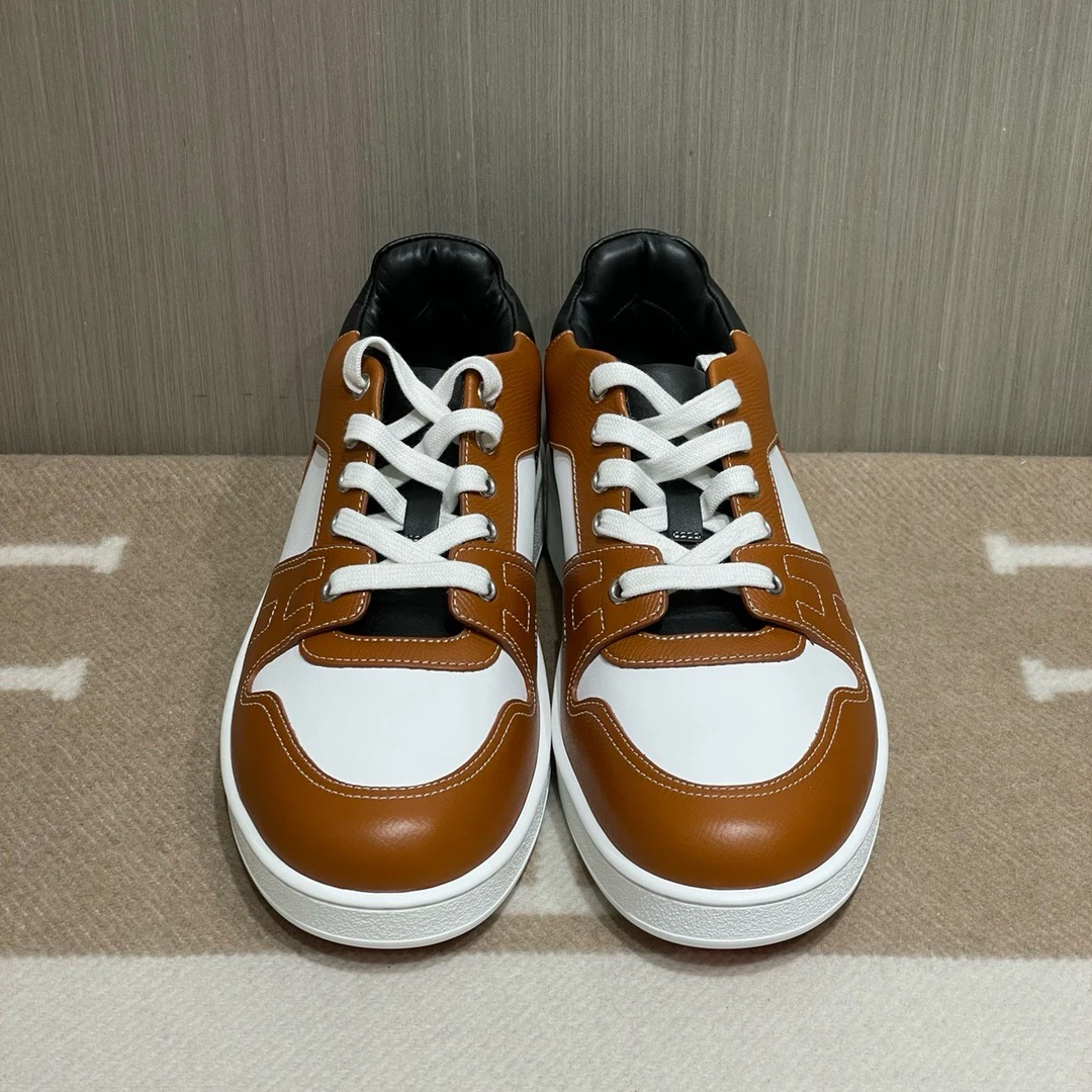全新未使用 Hermes/爱马仕 金棕黑尾运动鞋 休闲鞋