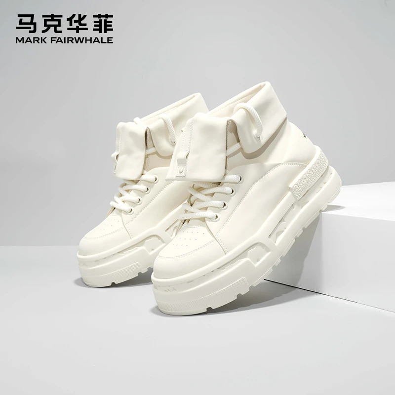 马克华菲男鞋冬季爆款2025新款百搭潮鞋增高面包鞋潮流白色板鞋男