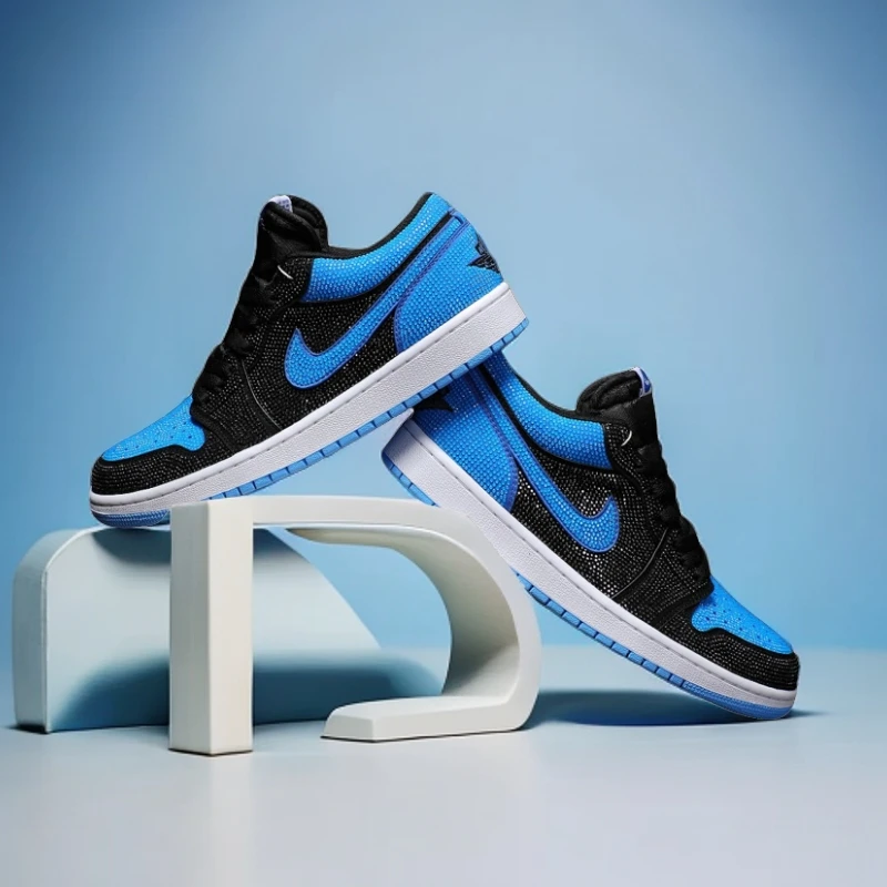 NIKE/耐克Air Jordan 1 低帮蓝黑钻休闲【定制球鞋】