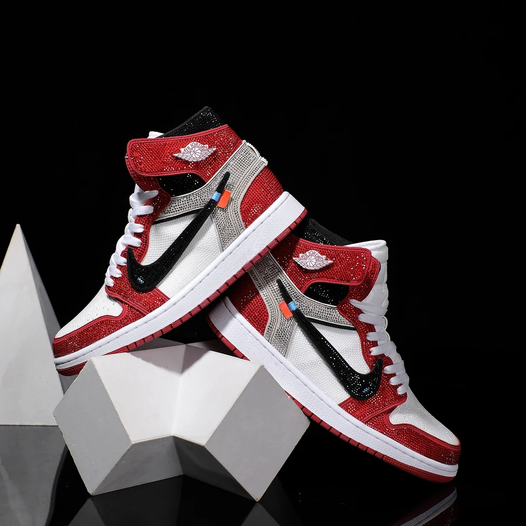 NIKE/耐克Air Jordan 1 OW芝加哥钻高帮潮流百搭【定制球鞋】