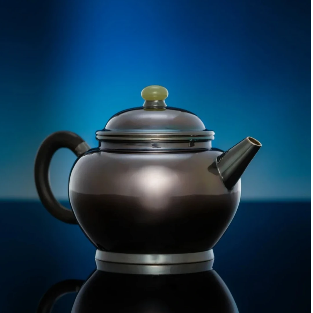 呆坐｜玄紫手敲镜面玉摘巨轮珠银壶 纯手工泡茶壶家用容量170ml