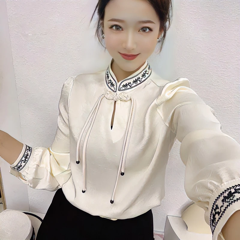 2025新款国风盘扣设计感时尚气质百搭长袖显瘦上衣女款洋气减龄