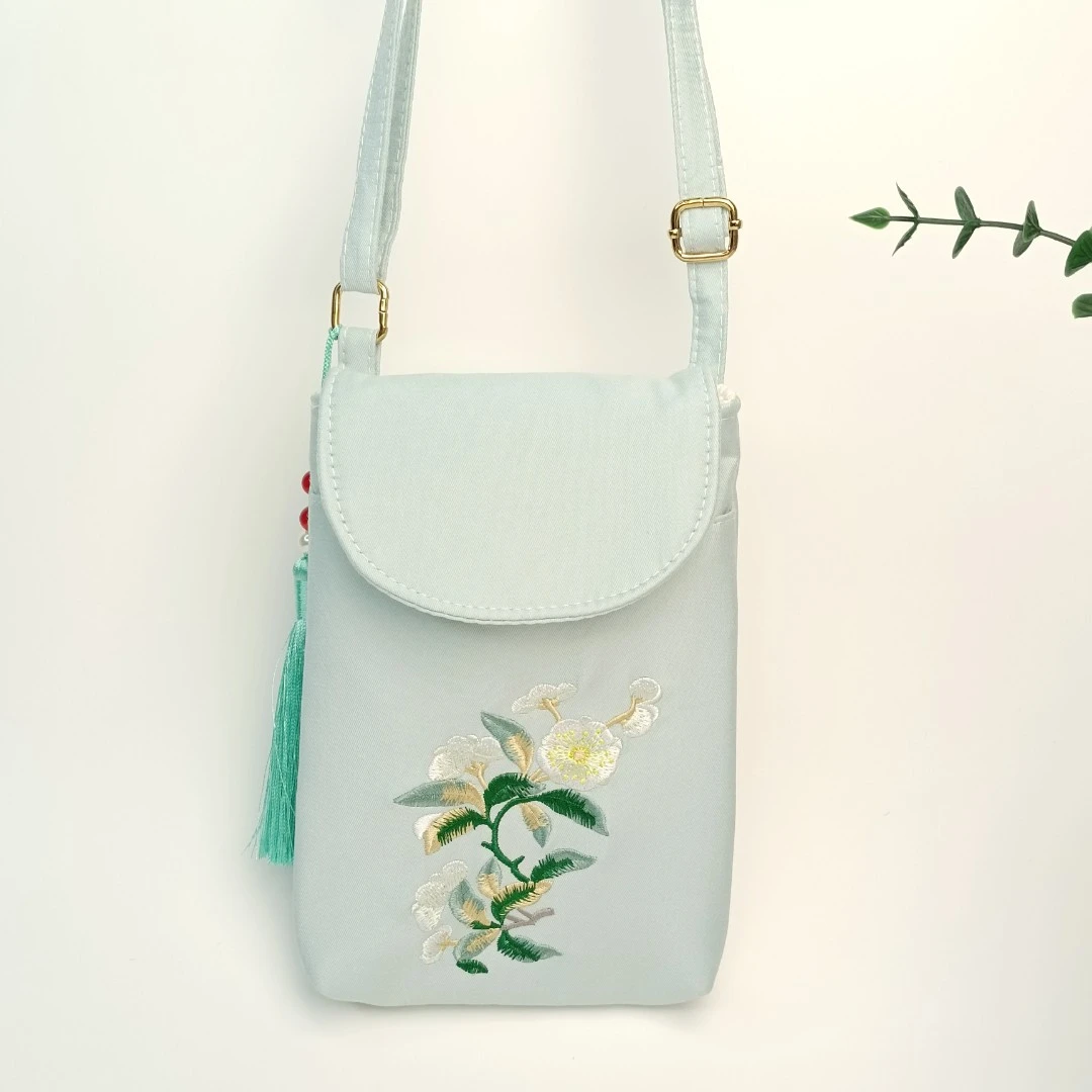 新款刺绣古风斜挎可调节双层手机包文艺百搭亮丝缎清新汉服包轻奢