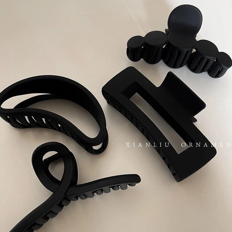 高级感黑色抓夹气质盘发鲨鱼夹发夹后脑勺网红2021年新款夹子头饰