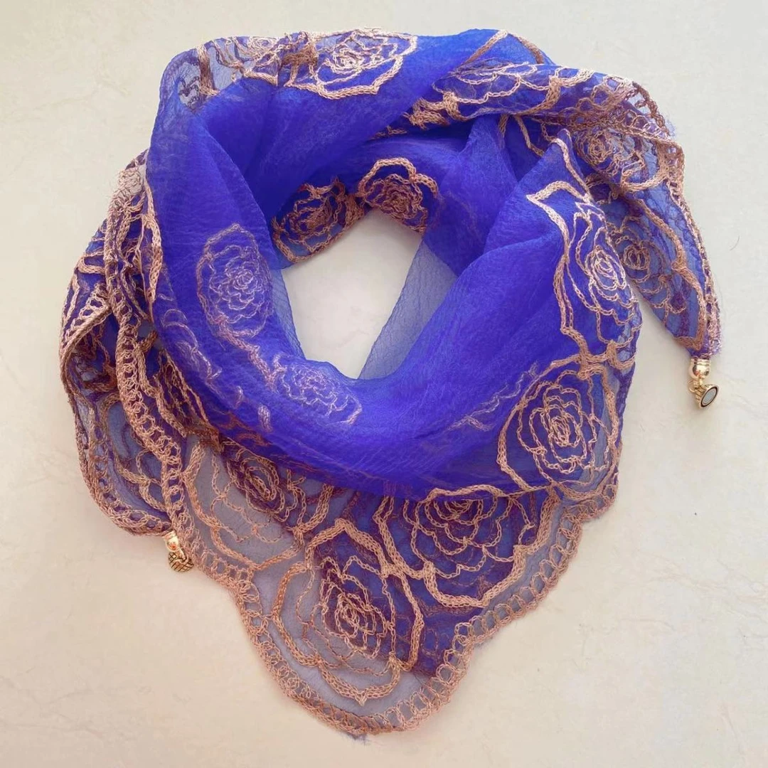 【艾美丽】新款时尚绣花塑形方形磁扣靓丽丝巾80*80cm玫瑰花方巾