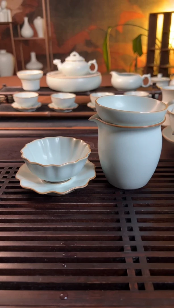 【闪购商品】瓷杯几*1布施+顶+1荷瓣+1托