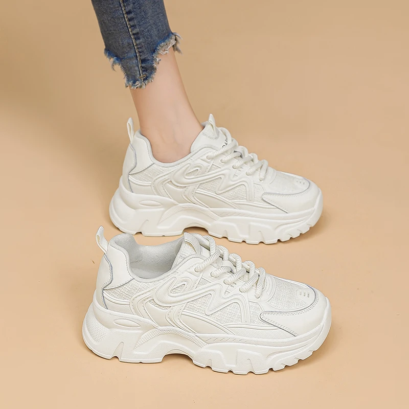 达芙妮2025新款时尚老爹鞋增高运动鞋百搭厚底女款休闲风鞋ins