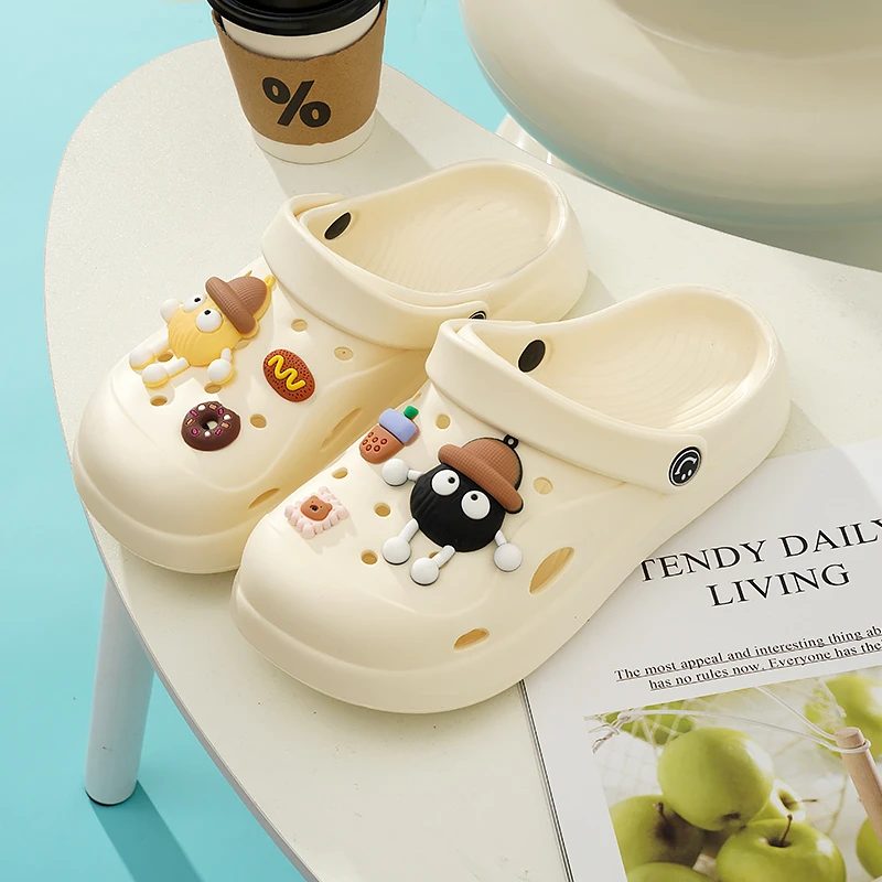 洞洞鞋2025新款沙滩防滑防臭踩屎感包头拖鞋女款夏季外穿卡通