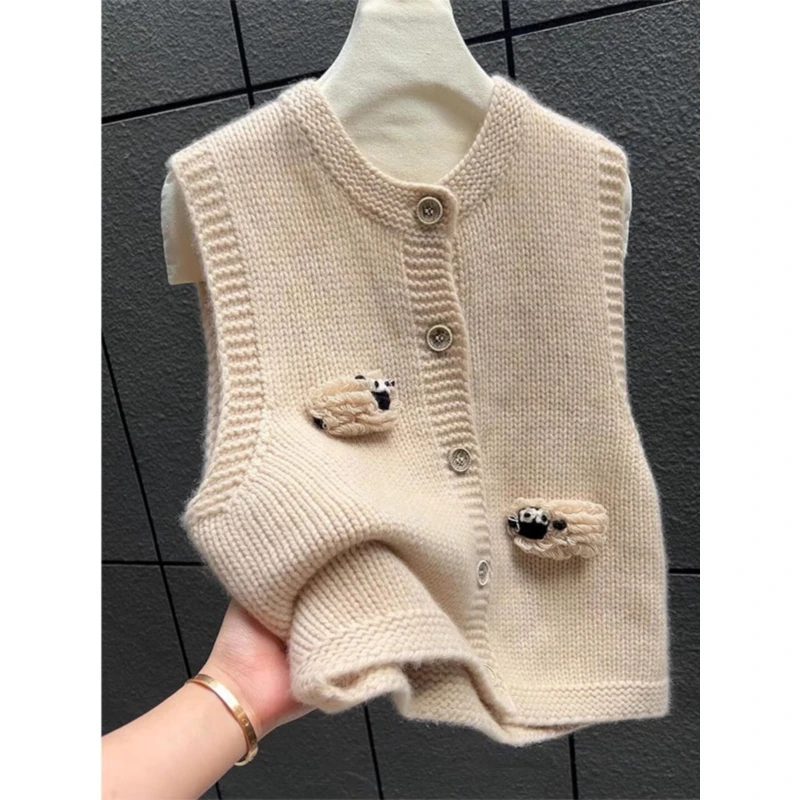 软糯细腻！杏色减龄青春马甲针织衫背心早秋季女叠穿外搭毛衣秋季