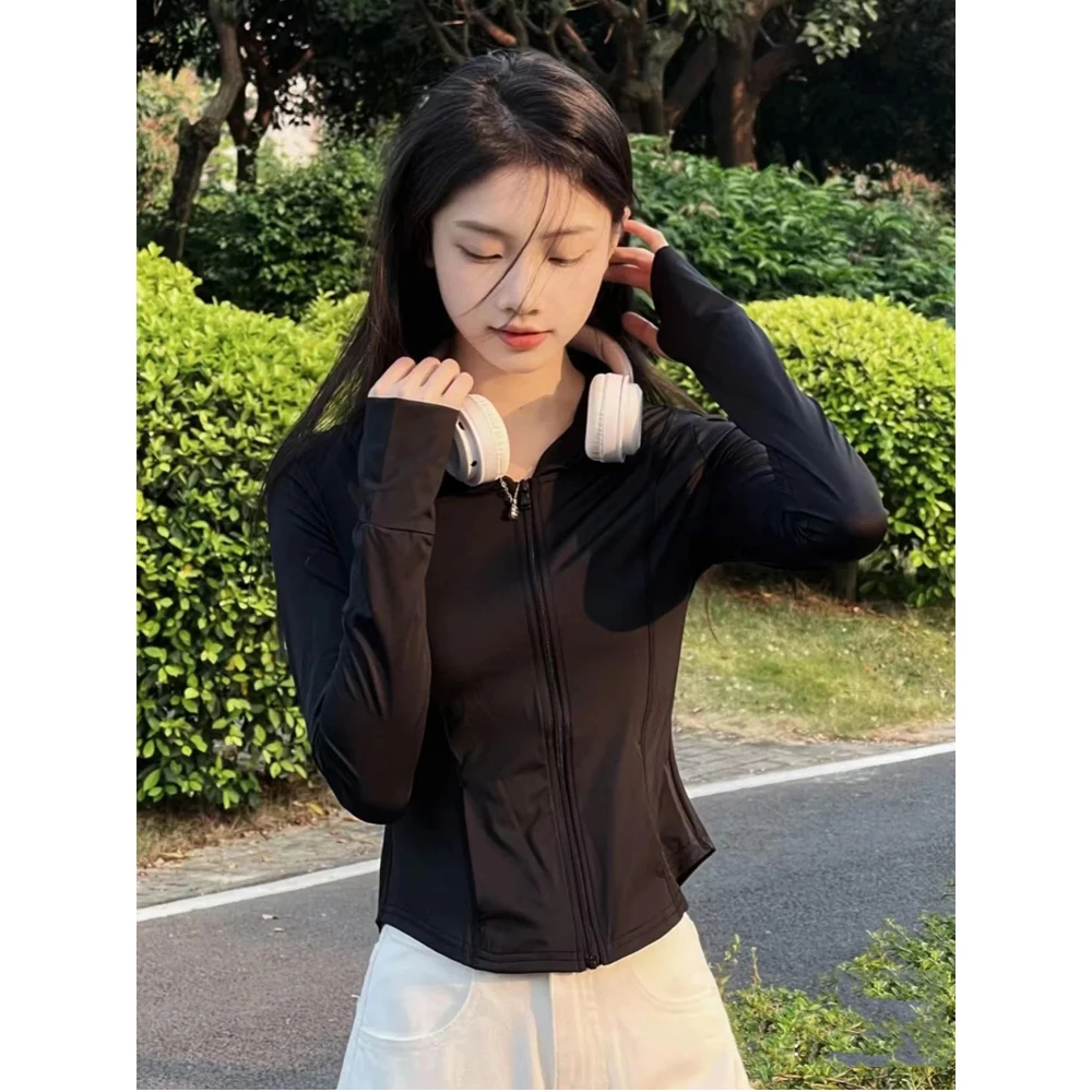 修身衣女款夏季显瘦轻薄透气冰丝收腰防紫外线运动休闲防晒衣