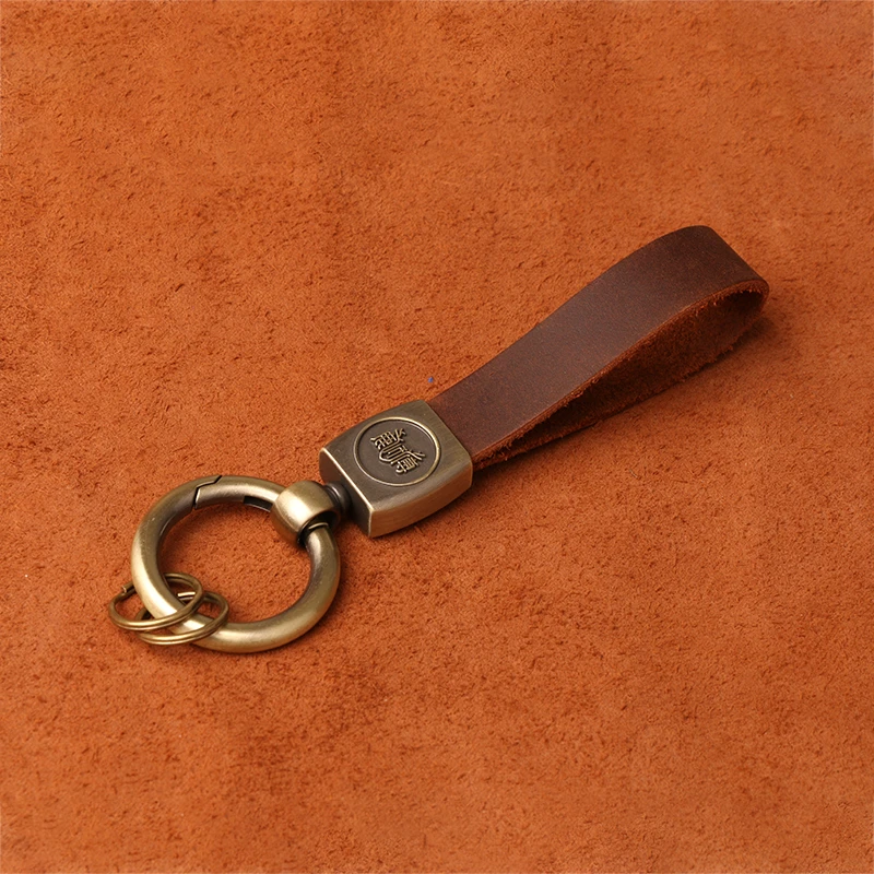 2024新款真皮钥匙扣流行多功能汽车手工个性挂件男士新品