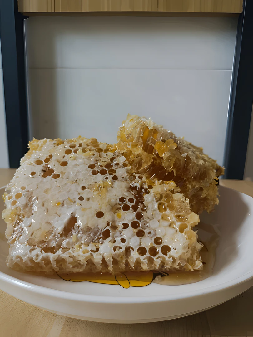 嚼着吃(天然深山老巢蜜)现切现装蜂巢蜜酿造密封食用