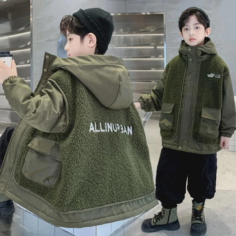 男童加厚外套秋冬款2024新款儿童舒适新毛毛衣中大童夹棉男孩潮酷