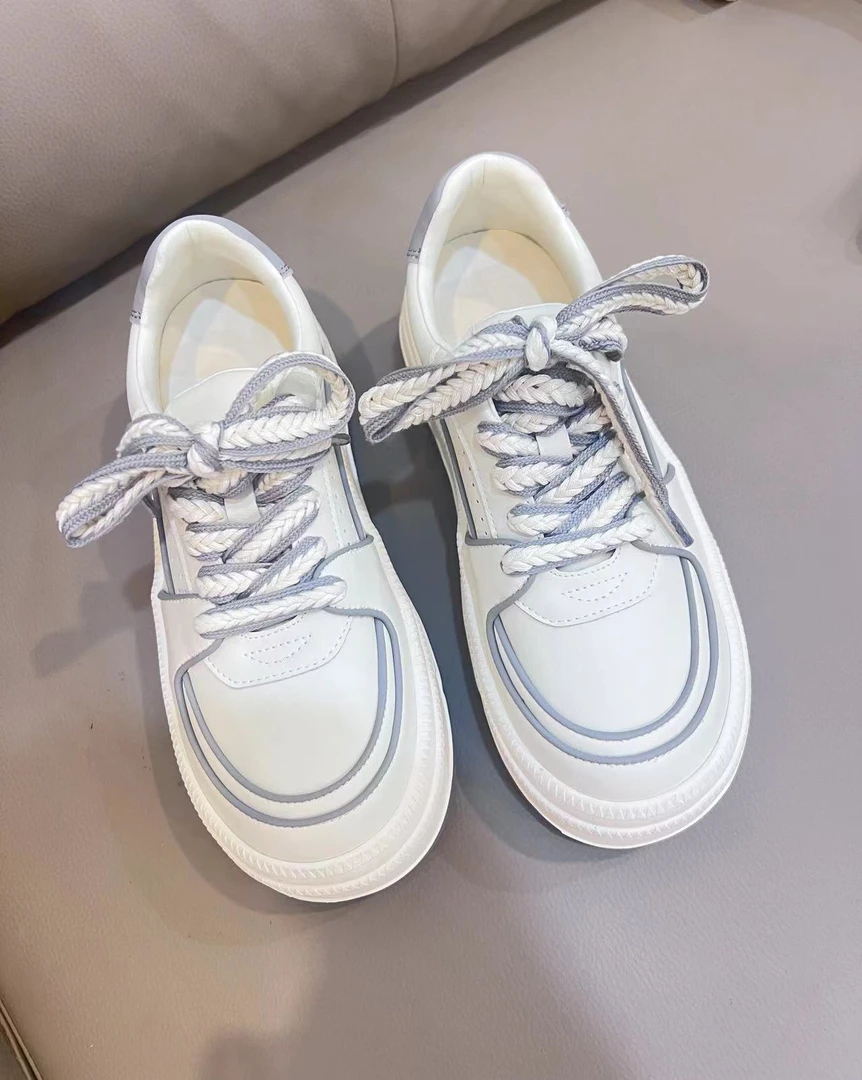 明线小白鞋 显瘦百搭时尚设计款鞋子WE22052