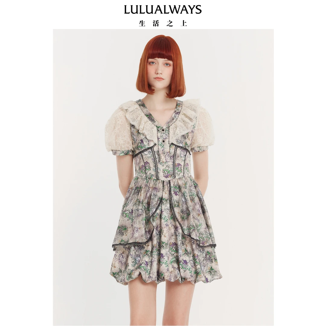 LULUALWAYS设计感V领短款连衣裙