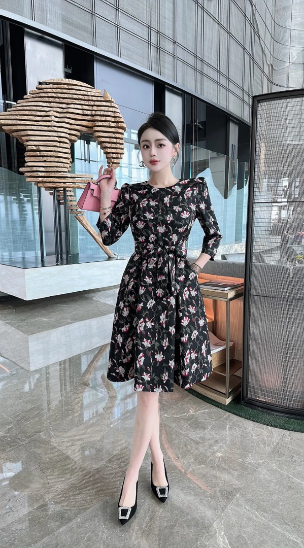 深圳南油碎花印花连衣裙