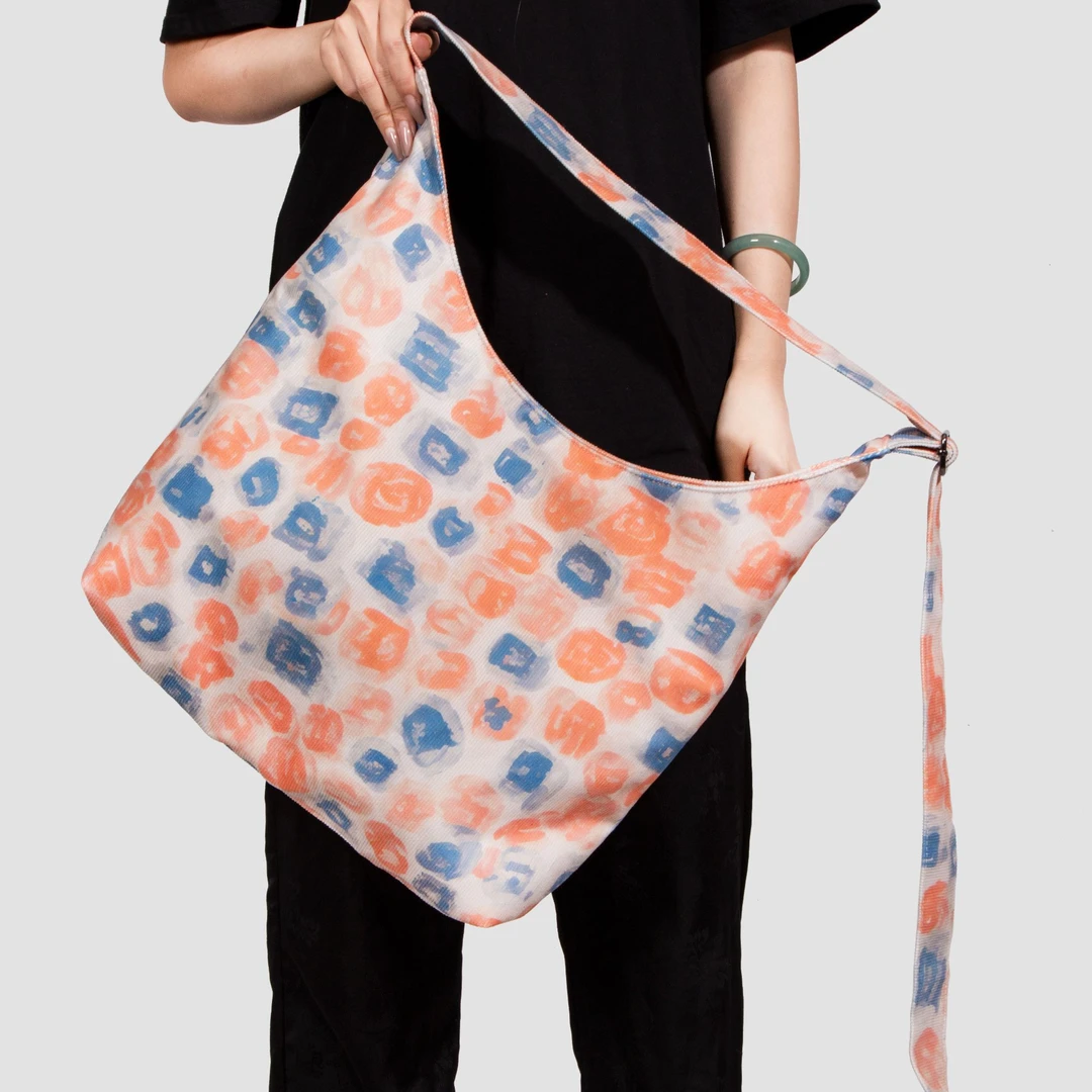 无则艺【宽带月牙包】时尚百搭小众便携灯芯绒ins单肩斜挎包布包