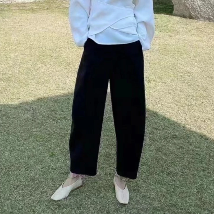 时髦舒适百搭显瘦气场必备茧型黑色镰刀裤