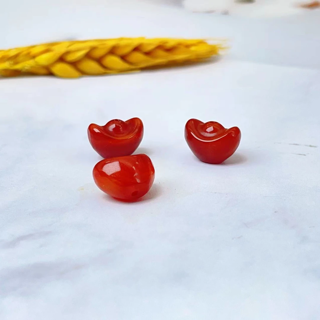 【萌宝饰品】A287天然玛瑙元宝钱币通孔DIY配饰上下孔 约宽12*8.7mm