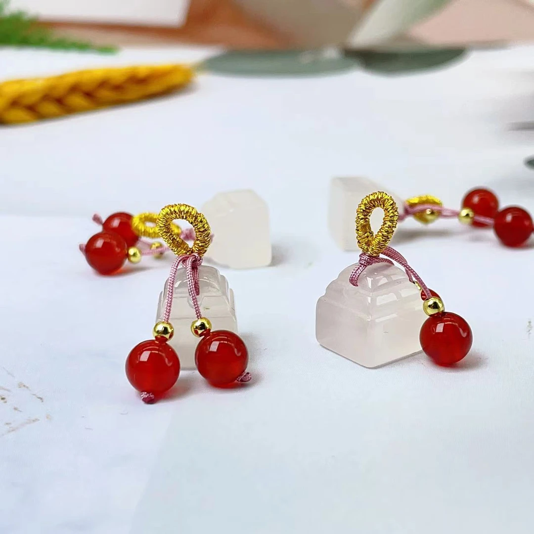 【萌宝饰品】A51天然白玛瑙手工编绳秤砣流苏吊坠手串DIY配件 10*11