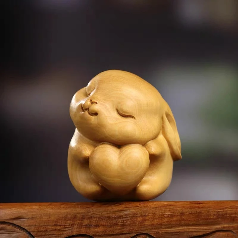 太行崖柏爱心兔手把件卡通可爱小兔子实木雕刻生肖兔桌面摆件饰品