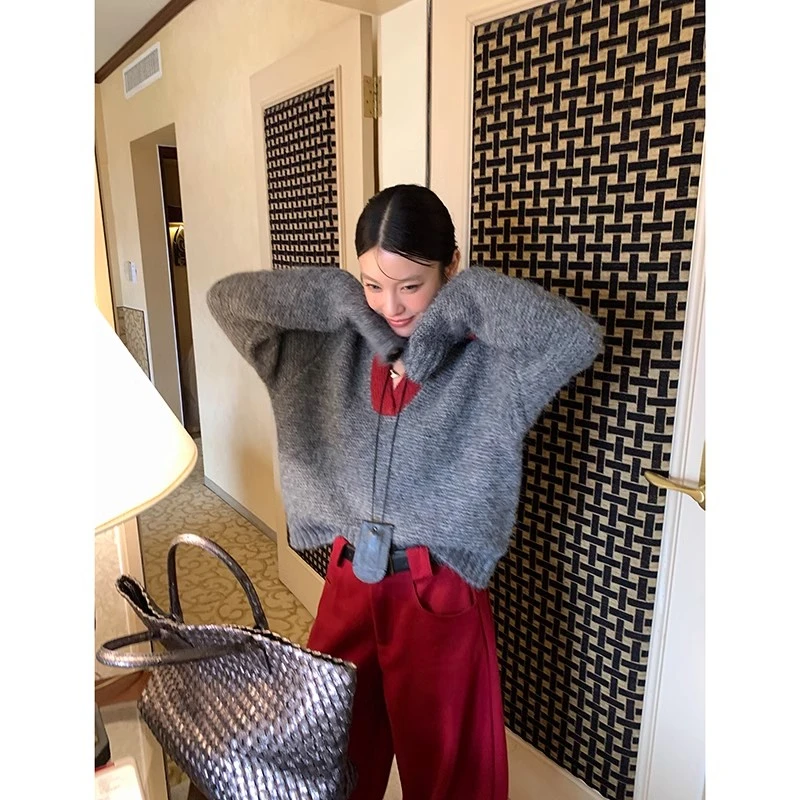 2024秋冬新款韩系翻领撞色长袖针织衫上衣女高腰垂感直筒休闲长裤