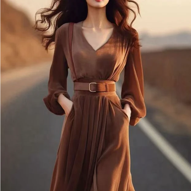 连衣裙洋气女神范轻熟设计感小香风气质时尚网红针织轻奢减龄加绒