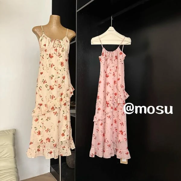 99797（mosu.新款）法式纯欲印花碎花吊带连衣裙