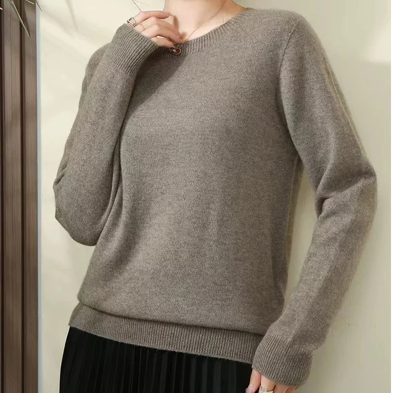 【裁缝方师傅家】圆领羊绒针织衫无缝一体休闲时尚柔软舒适女纯色