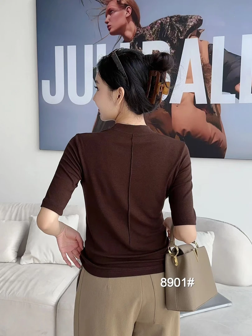 2024优米服饰秋款经典百搭时尚舒适透气显瘦中袖圆领上衣8901