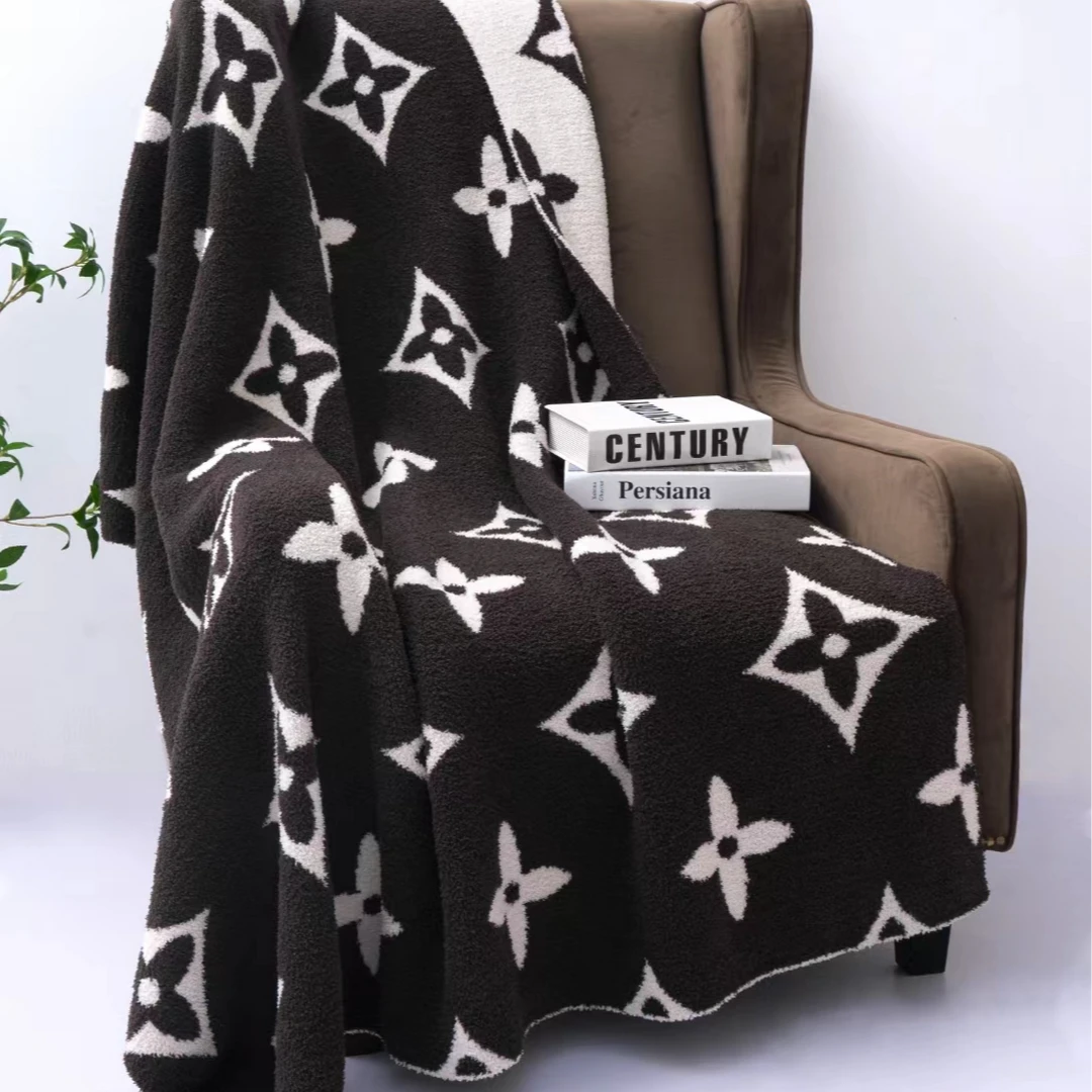 高端轻奢风双面针织毯沙发巾床尾巾