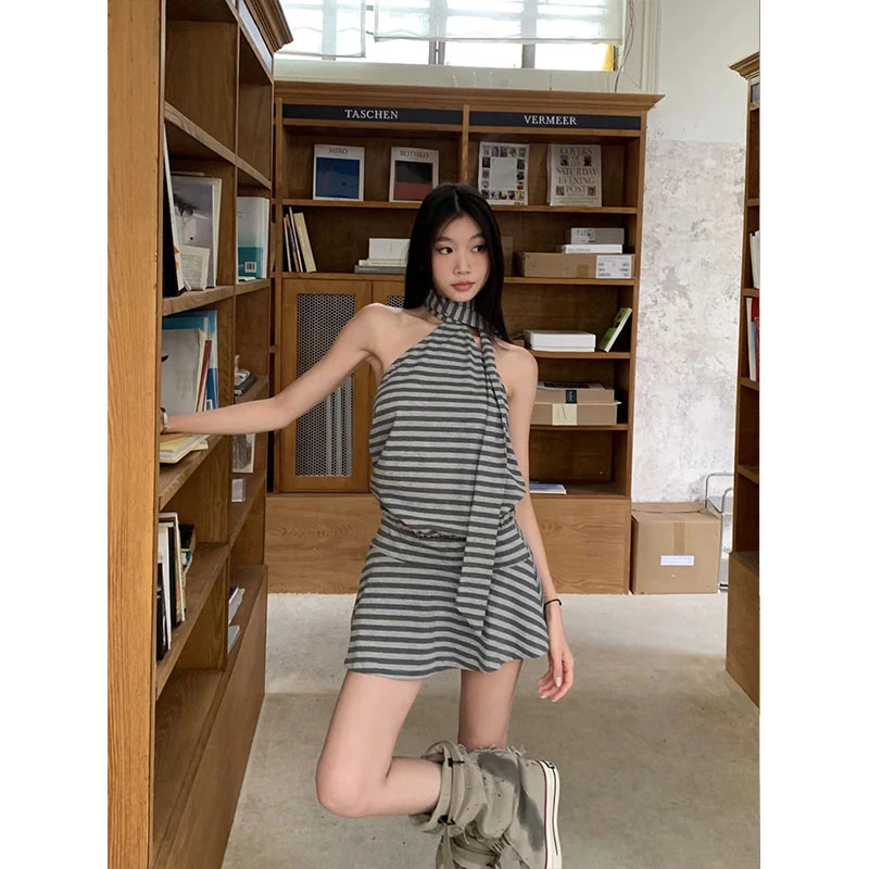 【现货】倾心辣妹 条纹显瘦条纹休闲无袖清凉辣妹连衣裙【2410625】